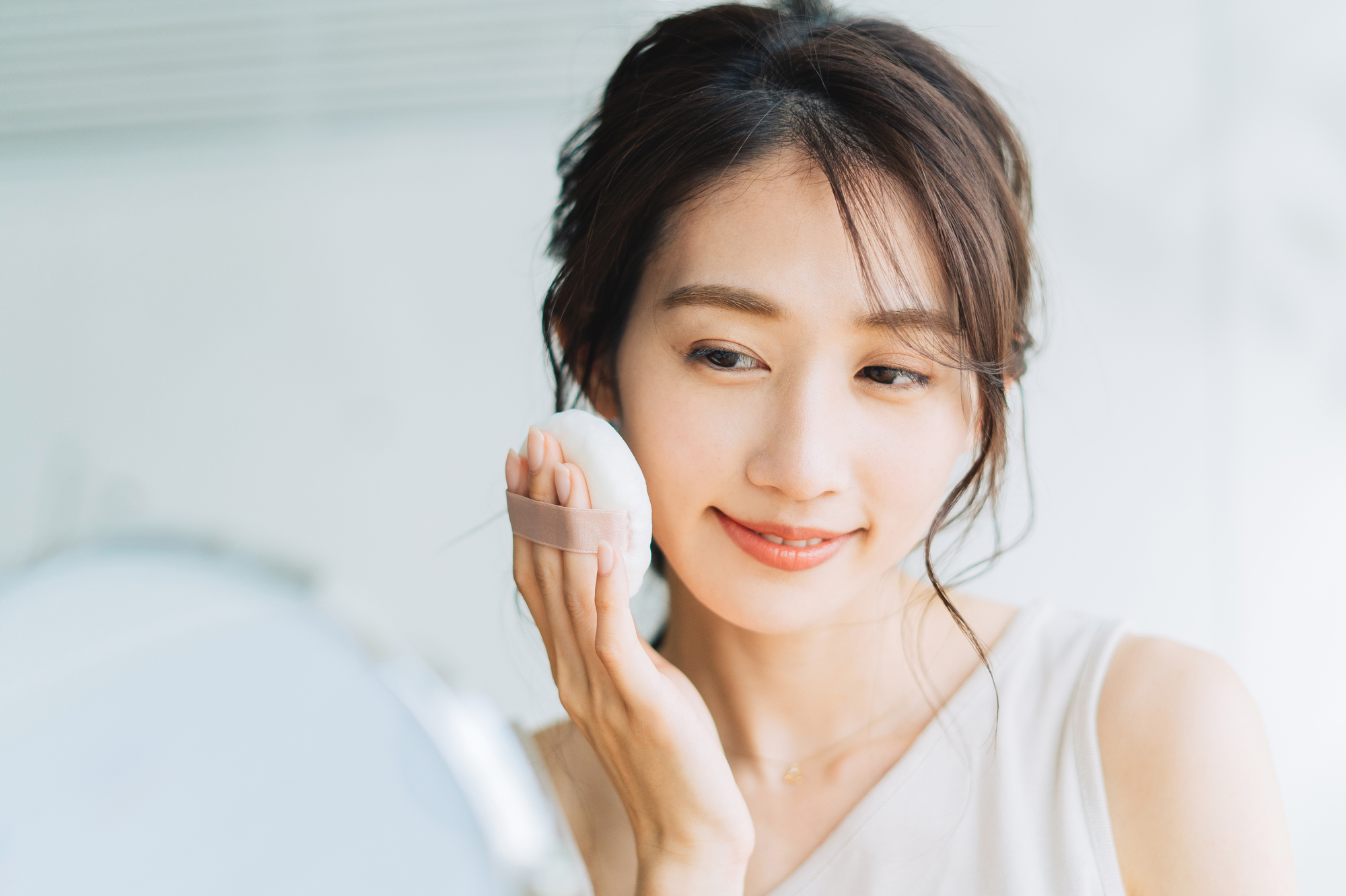 天然シルクパウダーが叶える保湿力となめらかさの理由とは？