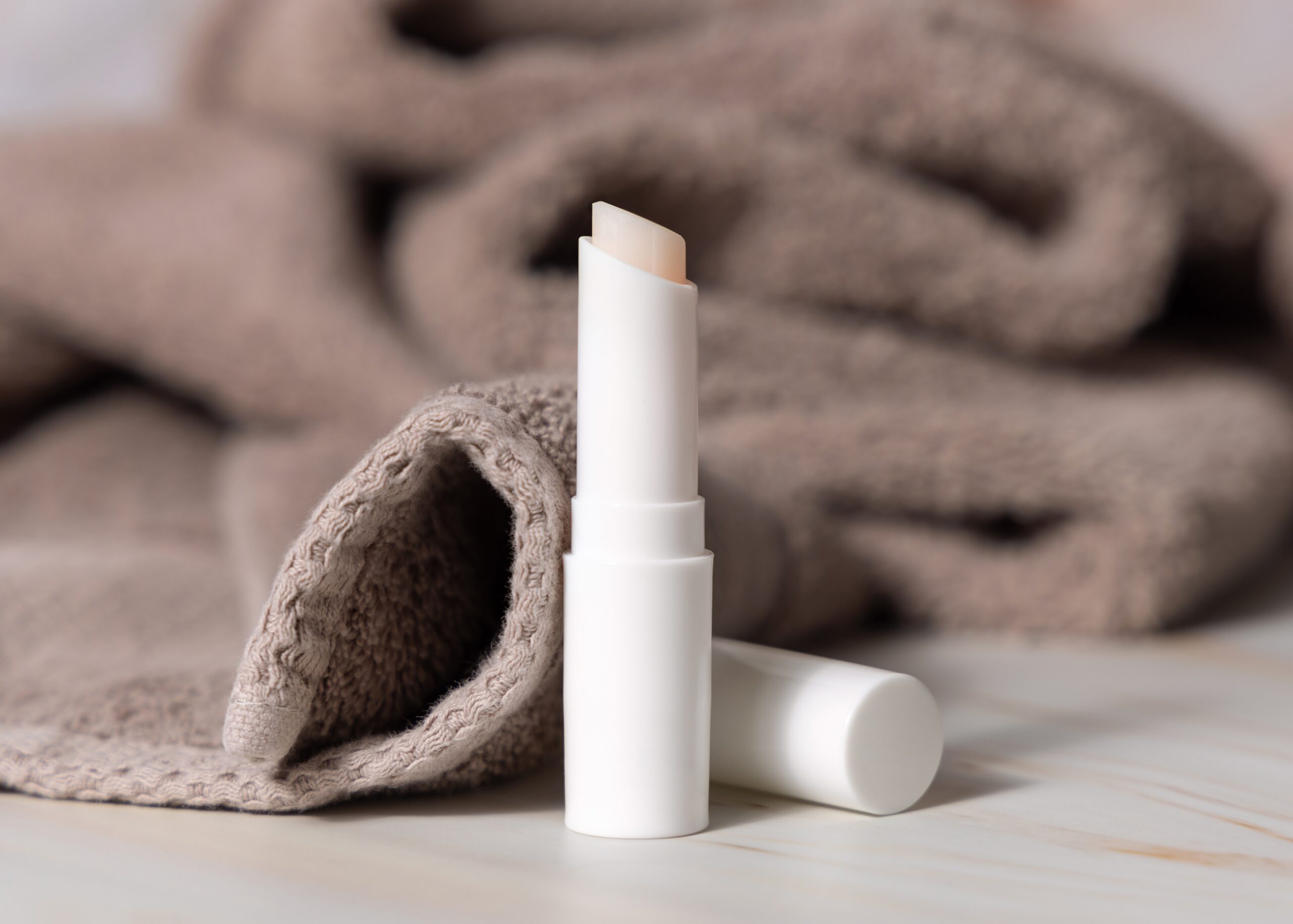 リップケアアイテム選びのポイントとは？