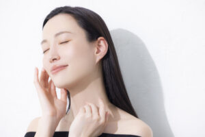 シミに効く美容液の選び方とは？おすすめの成分や使い方を紹介
